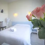 Le Relais De La Route Bleue