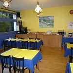 Le Relais De La Route Bleue