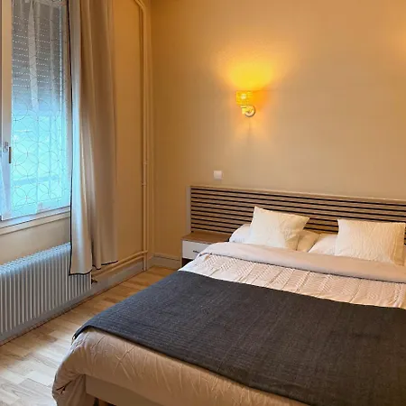 Le Relais De La Route Bleue Hotel 2*