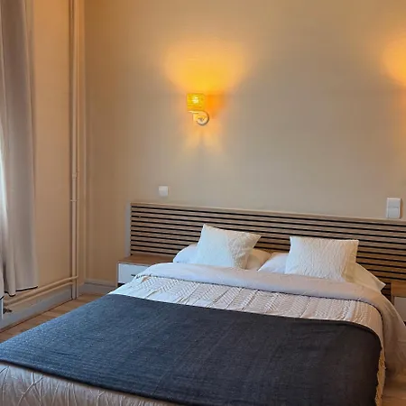 Hotel Le Relais De La Route Bleue 2*