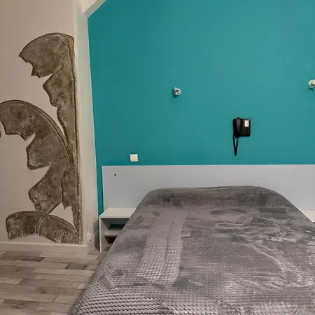 Le Relais De La Route Bleue Saint-Loup (Auvergne)