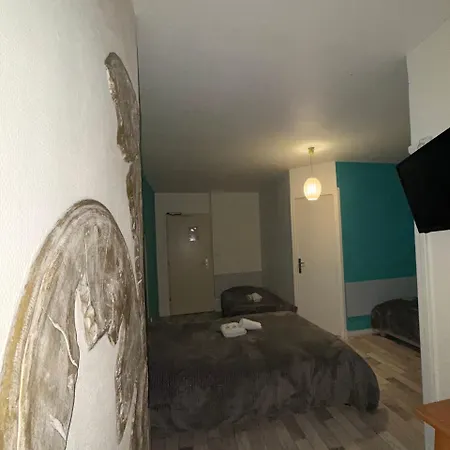 Le Relais De La Route Bleue מלון 2*