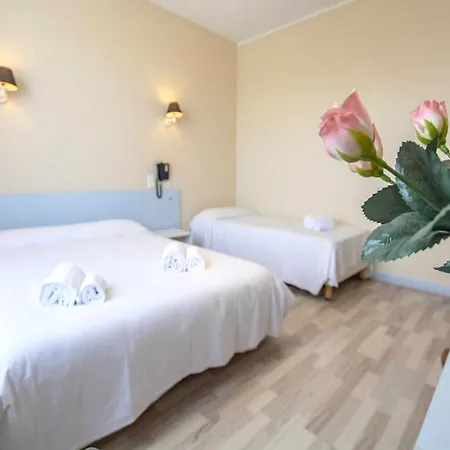 Le Relais De La Route Bleue 2*