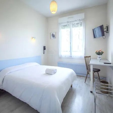 Le Relais De La Route Bleue 2* Saint-Loup (Auvergne)