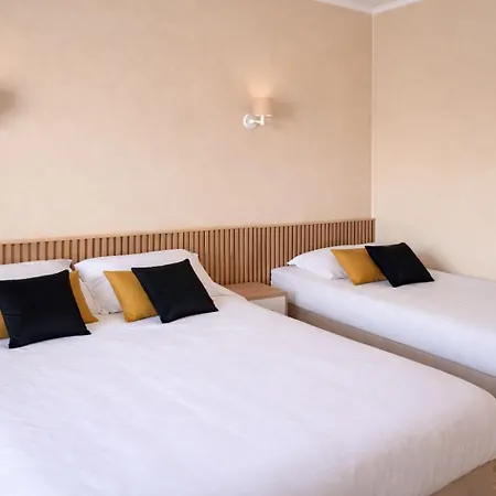 Le Relais De La Route Bleue 2* Saint-Loup (Auvergne)