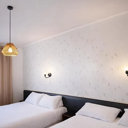 Le Relais De La Route Bleue Hotel