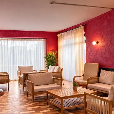 Le Relais De La Route Bleue Saint-Loup (Auvergne)