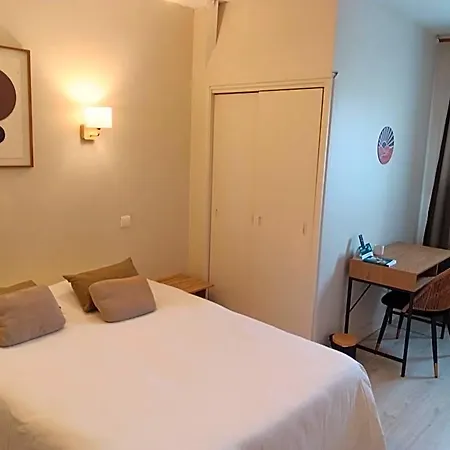 Hotel Le Relais De La Route Bleue
