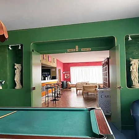 Le Relais De La Route Bleue Hotel 2*