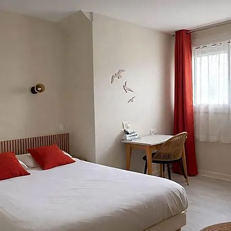 Le Relais De La Route Bleue Saint-Loup (Auvergne)