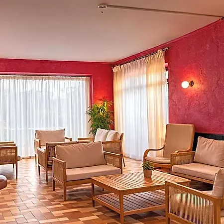 Hotel Le Relais De La Route Bleue Saint-Loup (Auvergne)