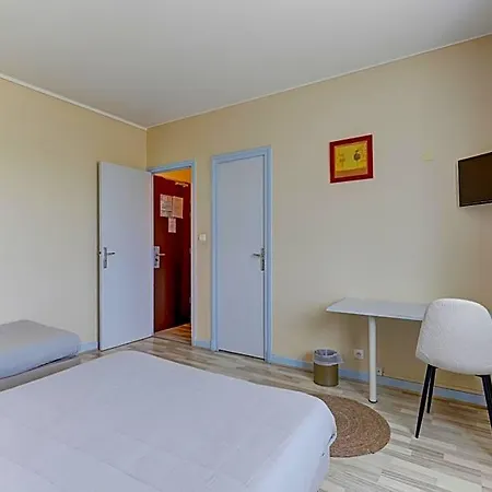 Le Relais De La Route Bleue Hotel 2*
