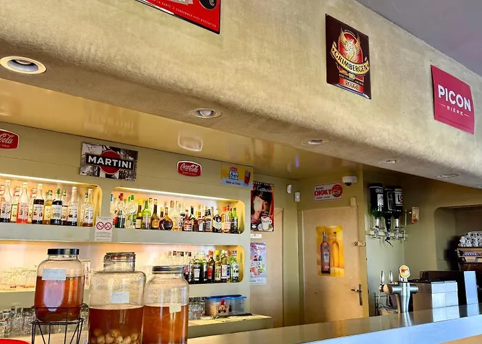 Le Relais De La Route Bleue 2*