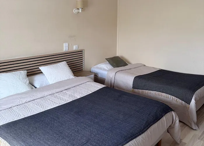 Le Relais De La Route Bleue فندق Saint-Loup (Auvergne)