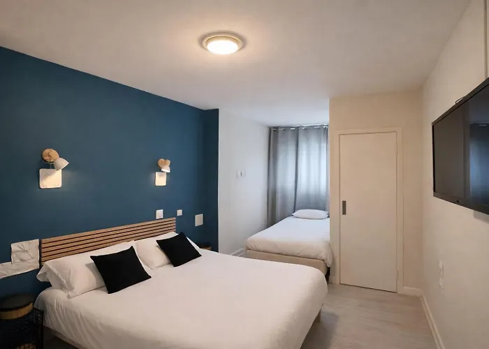 Le Relais De La Route Bleue 2*
