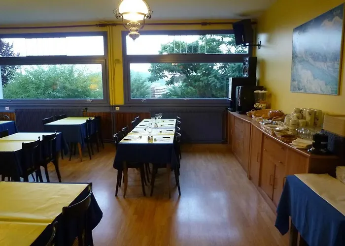 فندق Le Relais De La Route Bleue Saint-Loup (Auvergne)